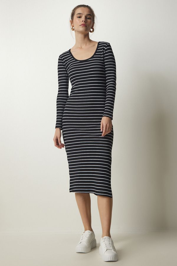 Happiness İstanbul Happiness İstanbul Women's Black Striped Slit Wrap Knitted Dress