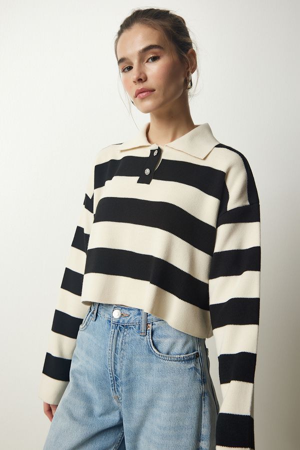 Happiness İstanbul Happiness İstanbul Women's Cream Black Stylish Buttoned Collar Striped Crop Knitwear Sweater
