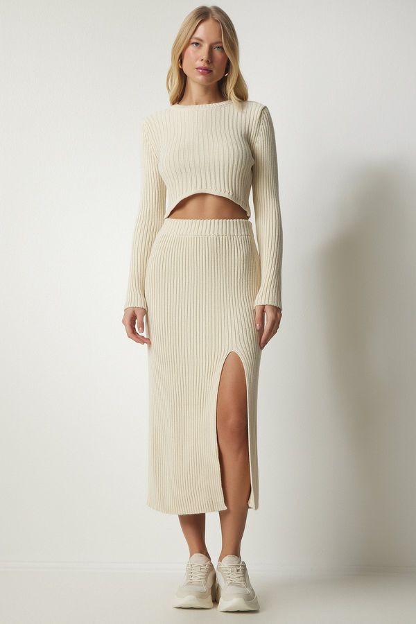 Happiness İstanbul Happiness İstanbul Women's Cream Ribbed Crop Skirt Knitwear Suit