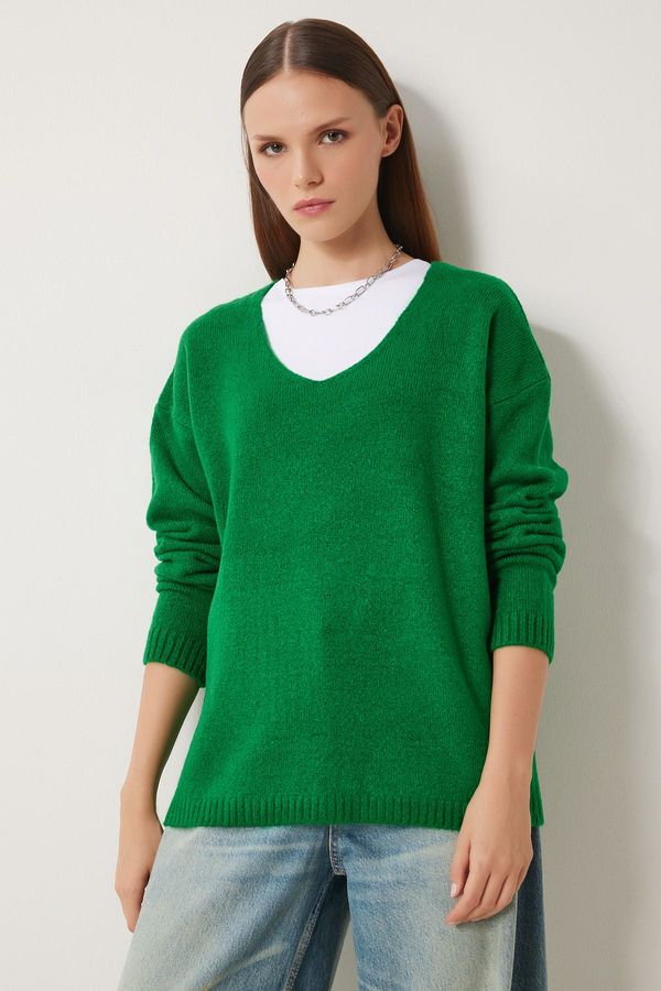 Happiness İstanbul Happiness İstanbul Women's Green V-Neck Knitwear Sweater