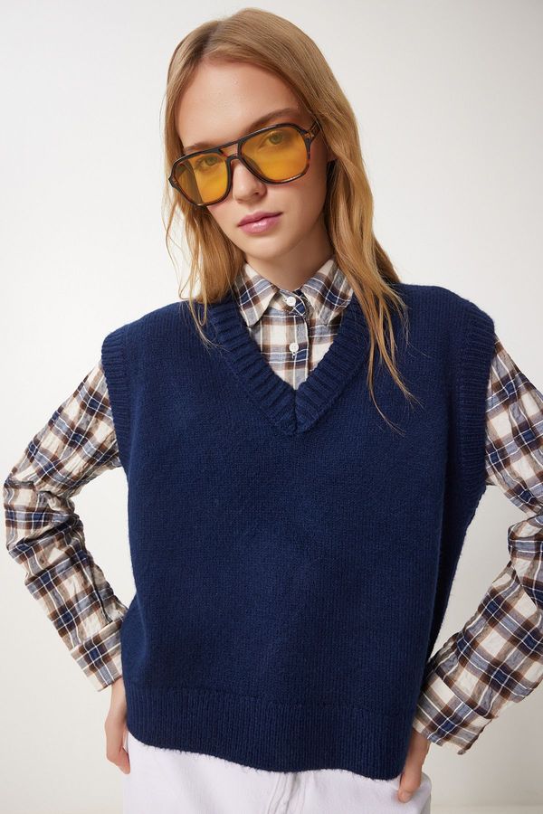 Happiness İstanbul Happiness İstanbul Women's Navy Blue V Neck Knitted Sweater