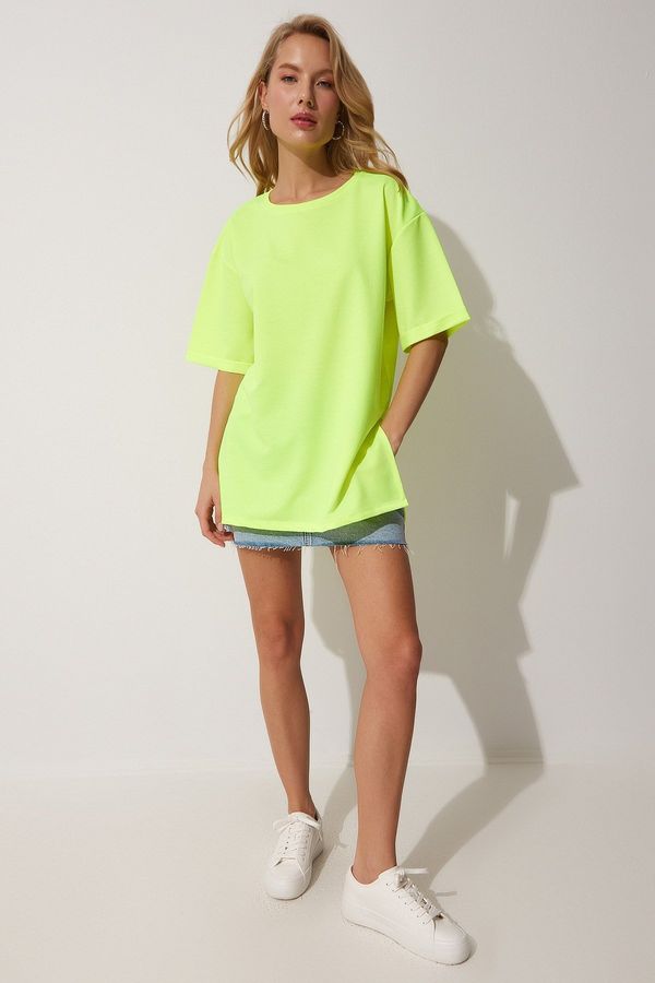 Happiness İstanbul Happiness İstanbul Women's Neon Green Crew Neck Slits in the Side Oversized T-Shirt