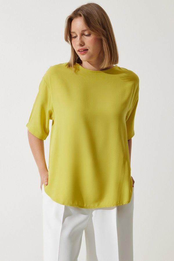 Happiness İstanbul Happiness İstanbul Women's Oil Green Crew Neck Flowy Viscose Blouse
