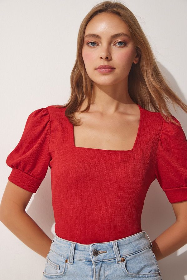 Happiness İstanbul Happiness İstanbul Women's Red Square Collar Knitted Blouse with Balloon Sleeves