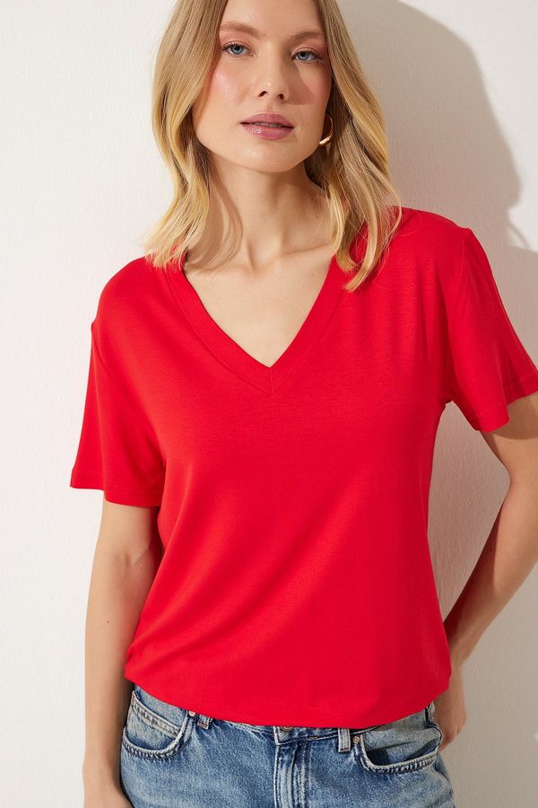 Happiness İstanbul Happiness İstanbul Women's Red V-Neck Basic Viscose Knitted T-Shirt