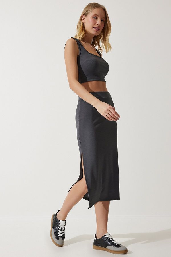 Happiness İstanbul Happiness İstanbul Women's Smoked Strappy Crop Pencil Skirt Knitted Set