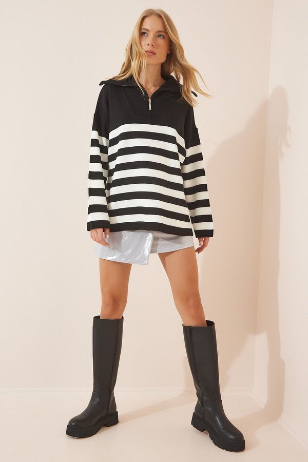 Happiness İstanbul Happiness İstanbul Women's White Black Zipper Stand-Up Collar Striped Oversized Knitwear Sweater BV0009