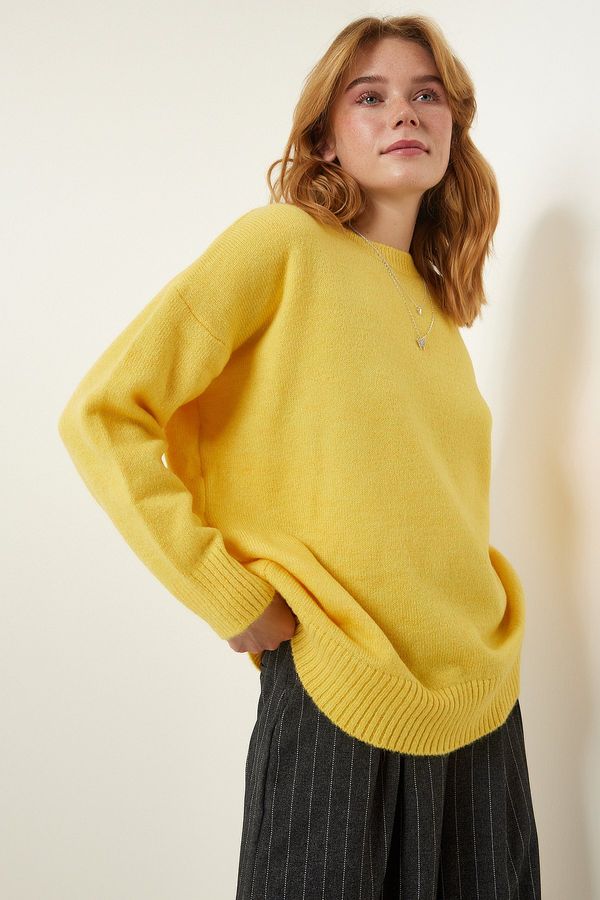 Happiness İstanbul Happiness İstanbul Women's Yellow Oversize Knitwear Sweater