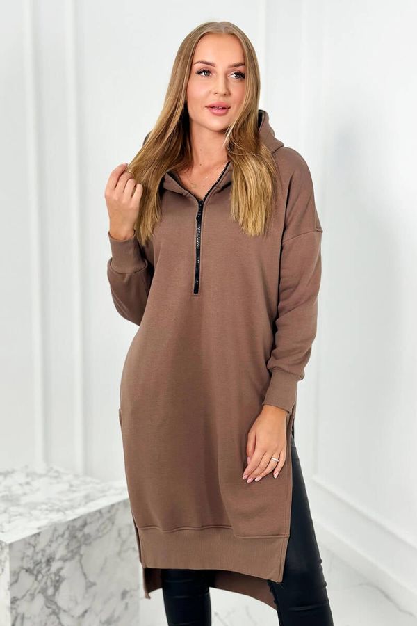 Kesi Insulated sweatshirt with mocca slits on the sides