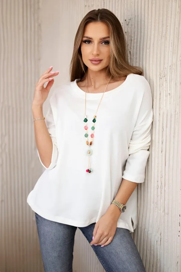 Kesi Włoski Kesi Włoski Blouse with necklace ecru