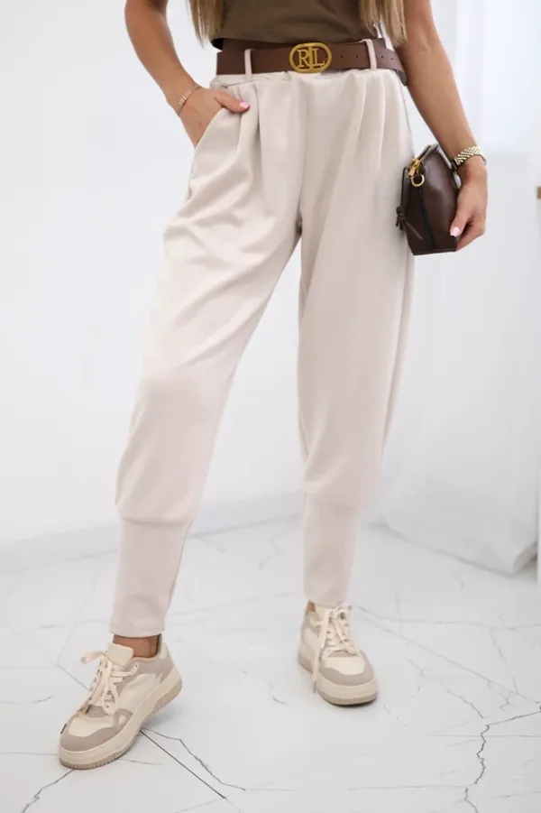 Kesi Włoski Kesi Włoski Pants with belt and pockets buttery-fabric dark beige