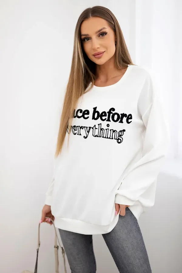 Kesi Włoski Kesi Włoski Sweatshirt with embroidered inscription ecru
