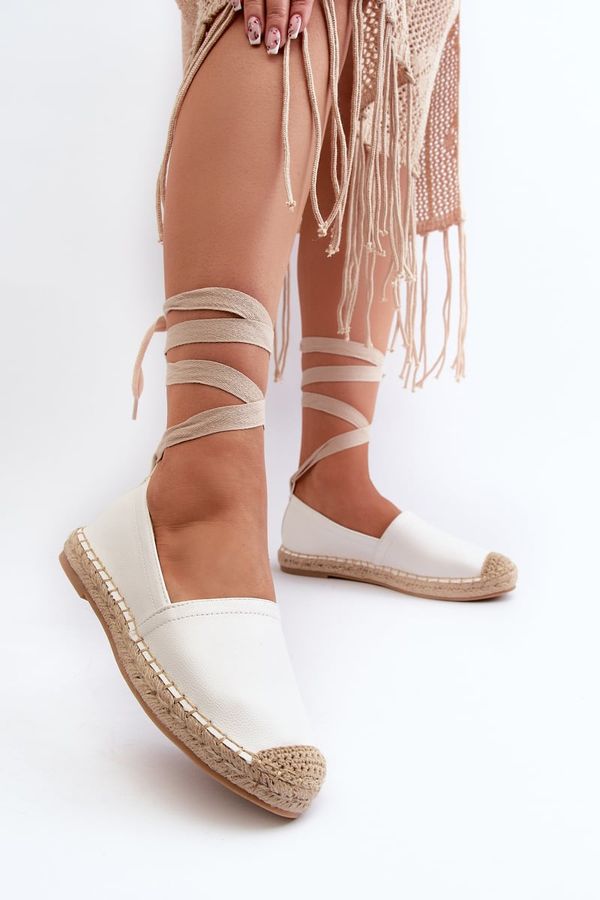 Kesi Knotted espadrilles made of eco leather white Ismanne