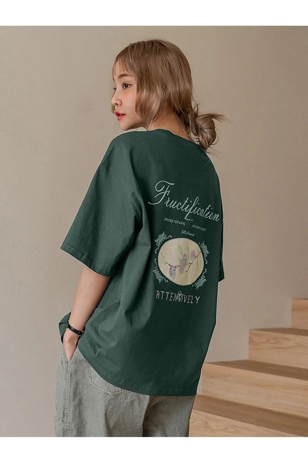 Know Know Women's Nefti Green Fructification Printed Oversize T-shirt