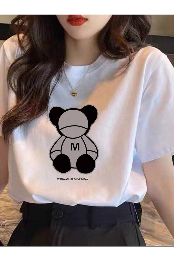 Know Know Women's White Wanwan Panda Print Oversized T-shirt