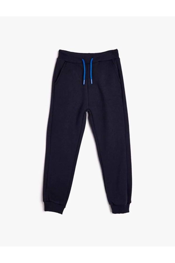 Koton Koton Basic Jogger Sweatpants with Tie Waist Pocket