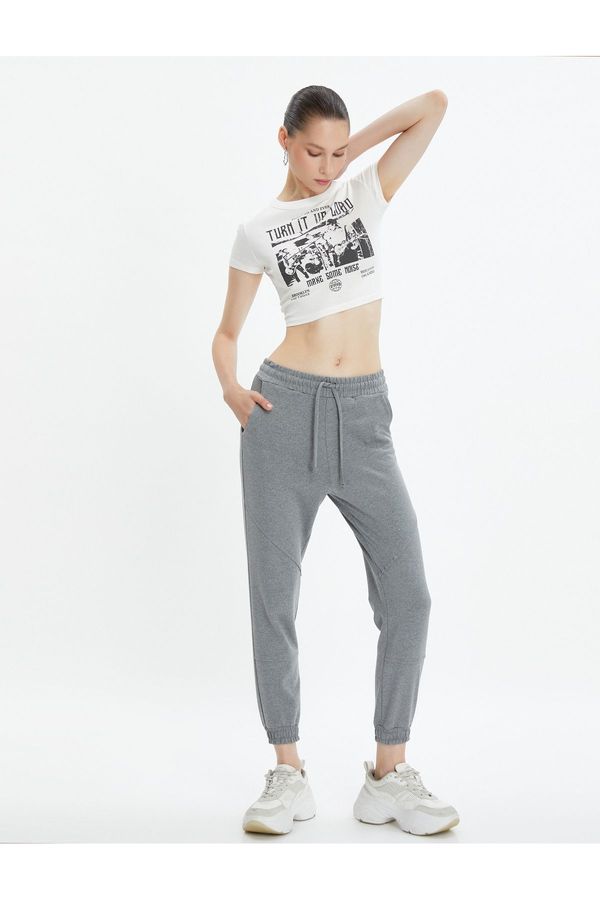 Koton Koton Basic Jogger Sweatpants with Tie Waist Pocket