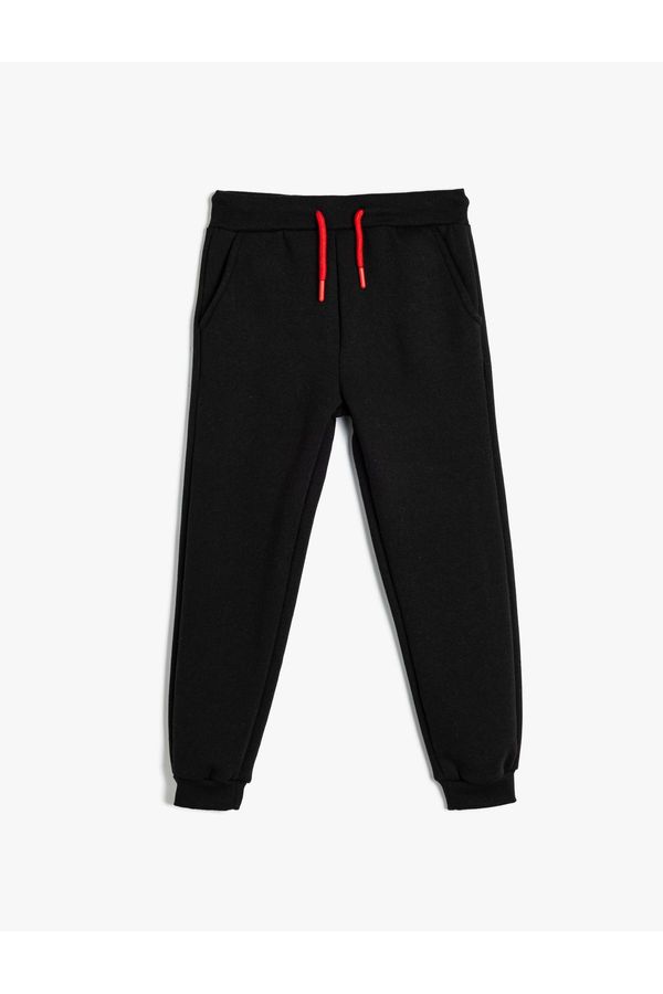 Koton Koton Basic Jogger Sweatpants with Tie Waist Pocket