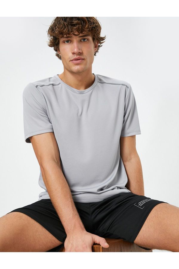 Koton Koton Basic Sports T-Shirt Reflective Printed Crew Neck Short Sleeve