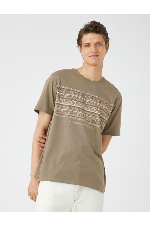 Koton Koton Basic T-Shirt Crew Neck Ethnic Printed Short Sleeve