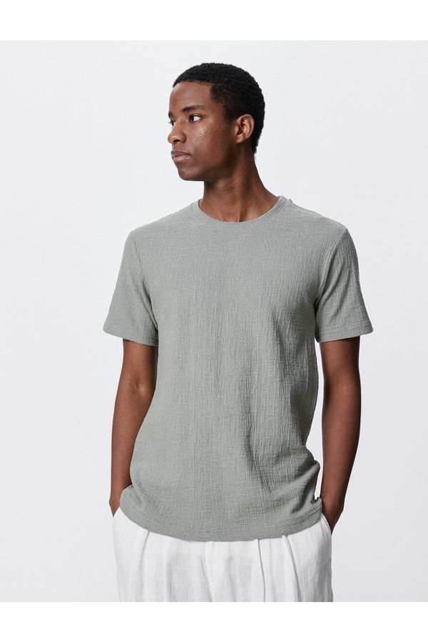 Koton Koton Basic T-Shirt Textured Crew Neck Slim Fit Cotton