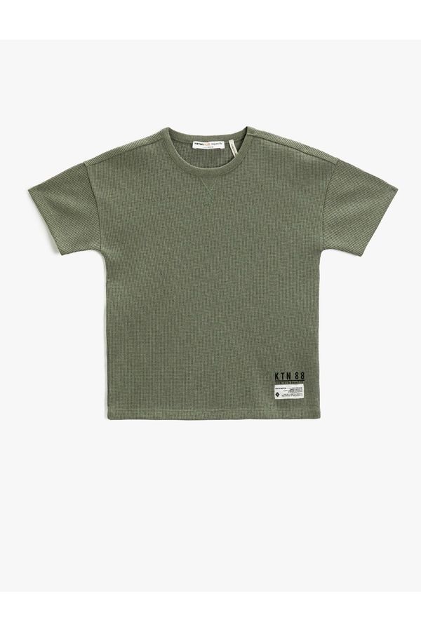 Koton Koton Basic T-Shirt with Short Sleeves Label Detail Textured
