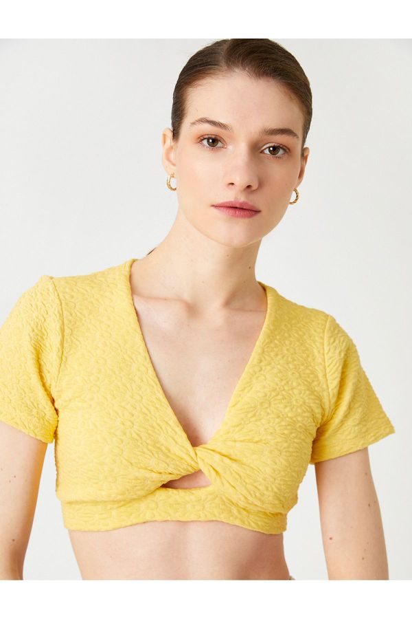 Koton Koton Crop Undershirt Window Detail Short Sleeve V-Neck