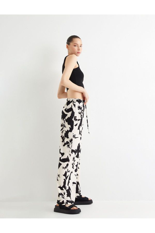 Koton Koton Floral Wide Leg Trousers Tie Waist Viscose Fabric
