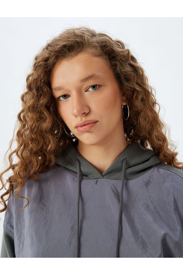 Koton Koton Hooded Sweatshirt Zipper Pocket Detail Comfortable Fit