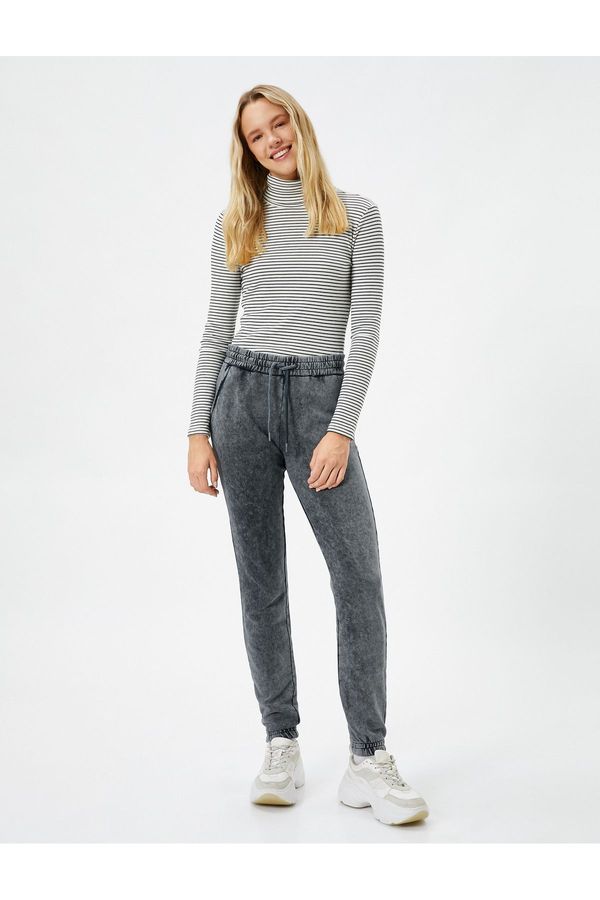 Koton Koton Jogger Sweatpants Washable, Tie Waist Pocket Detailed.