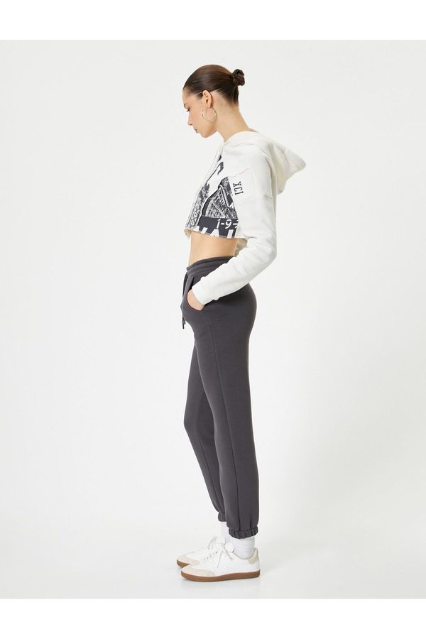 Koton Koton Jogger Sweatpants with Tie Waist Pocket