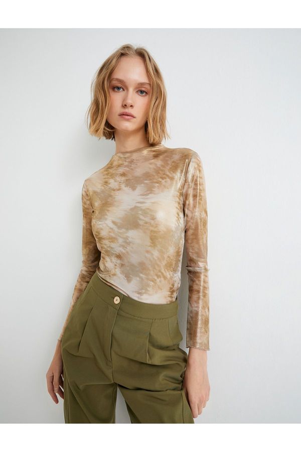 Koton Koton Metallic Shiny Tulle T-Shirt Long Sleeve High Collar