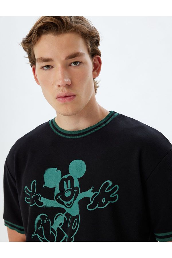 Koton Koton Mickey Mouse T-Shirt Licensed Oversize Crew Neck Short Sleeve Cotton Blend