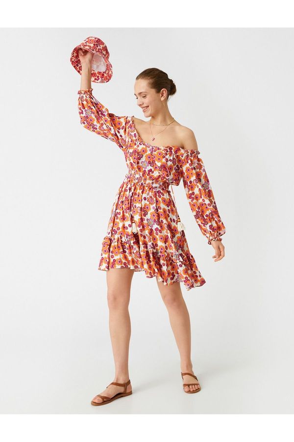 Koton Koton Off Shoulder Mini Dress with Viscose Gipe Detail