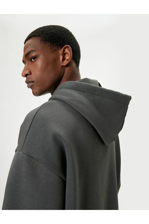 Koton Koton Oversize Sweatshirt Hooded Long Sleeve Kangaroo Pocket Detail Raised