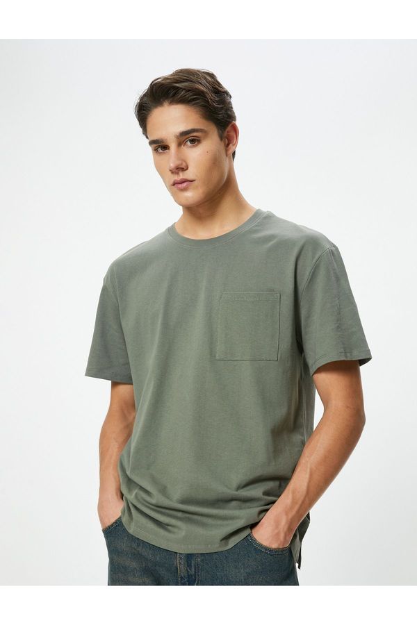 Koton Koton Oversize T-Shirt Pocket Detailed Crew Neck Short Sleeve Cotton