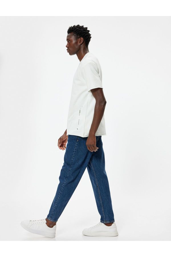 Koton Koton Oversize T-Shirt Short Sleeve Crew Neck Slogan Printed Cotton Blend