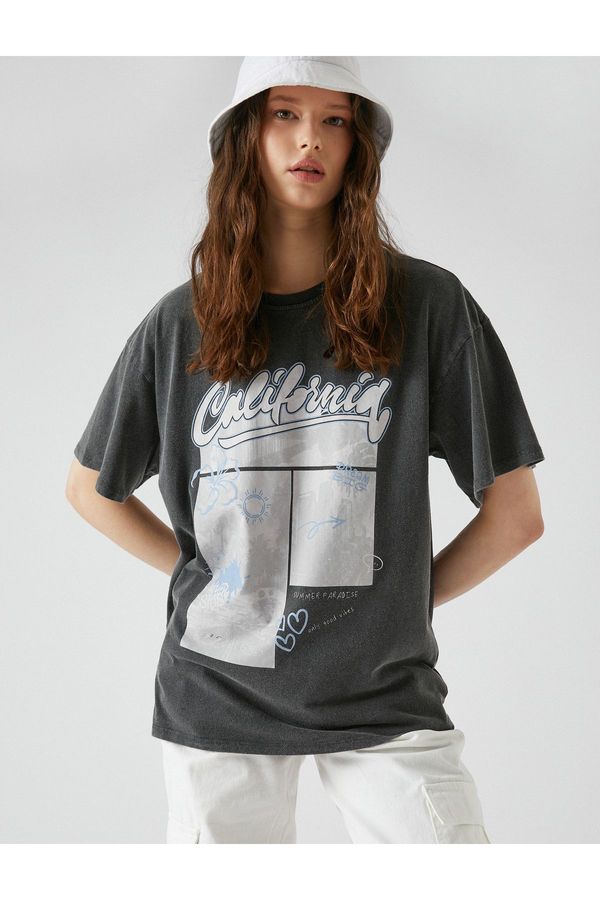Koton Koton Oversized Printed T-Shirt Crew Neck Short Sleeved Cotton
