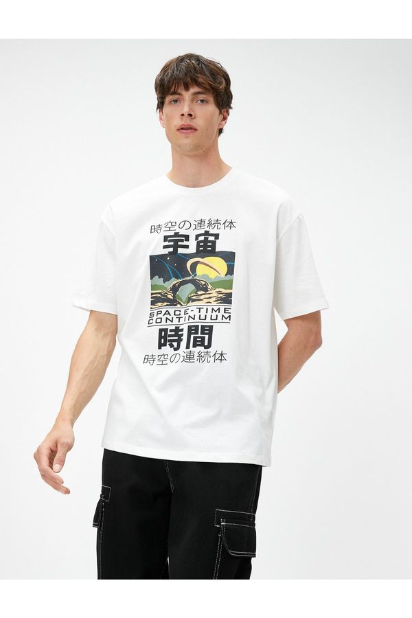Koton Koton Oversized T-Shirt with Asian Print, Crew Neck Short Sleeved.
