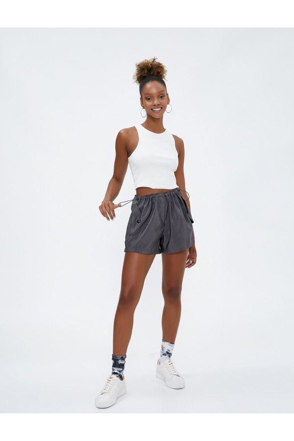 Koton Koton Parachute Mini Shorts with Drawstring Waist, Stopper and Flap Pocket