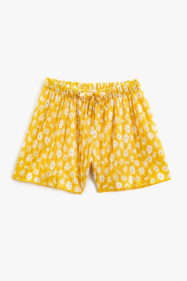 Koton Koton Pleated Floral Shorts with Tie Waist