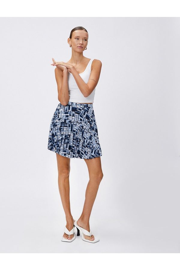 Koton Koton Pleated Mini Skirt with Elastic Waist and Printed Letters