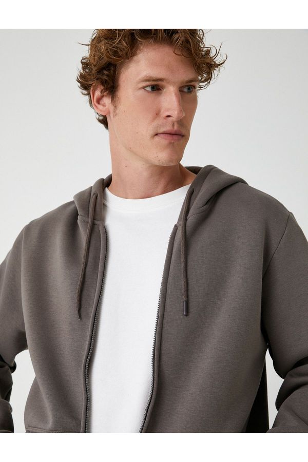 Koton Koton Pocket Detailed Raised Zippered Cotton Basic Hooded Sweatshirt