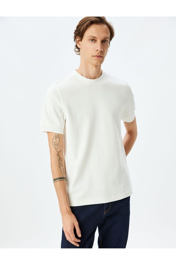 Koton Koton Short Sleeve Crew Neck Cotton Blend Boxy Fit T-Shirt