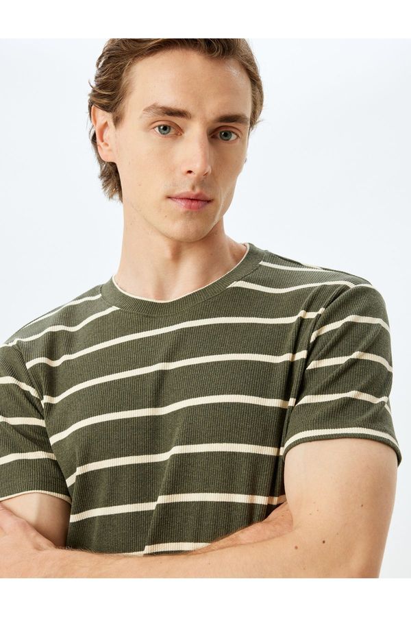 Koton Koton Short Sleeve Crew Neck Cotton Blend Slim Fit T-Shirt