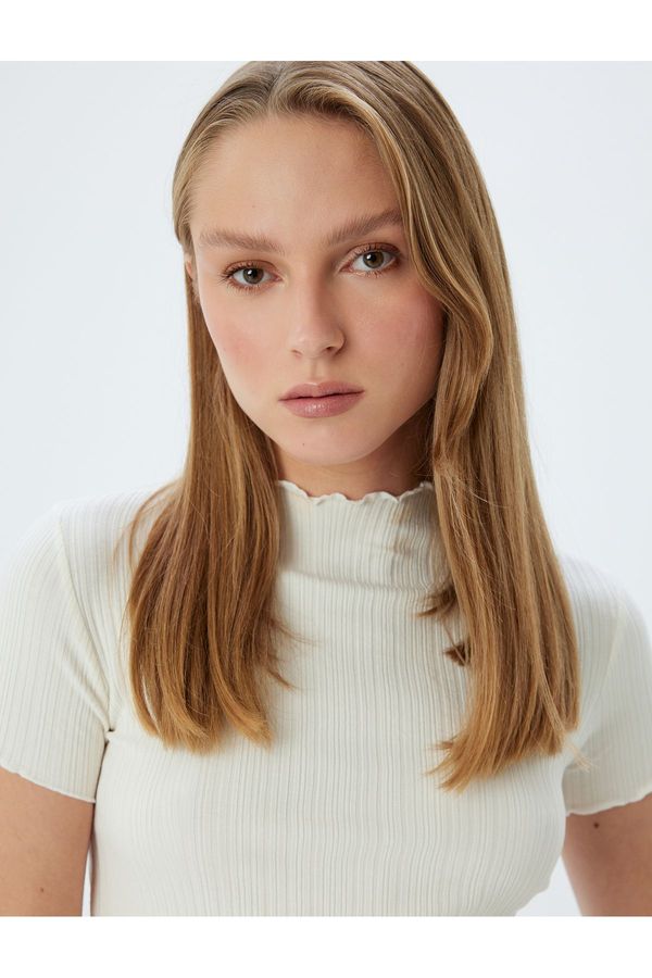 Koton Koton Stand Collar Short Sleeve Textured Slim Fit Bodysuit