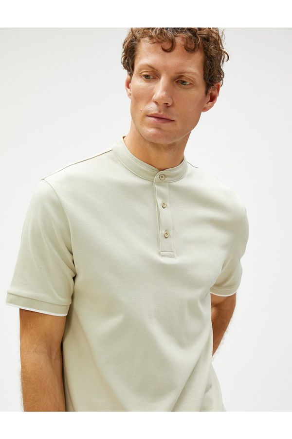 Koton Koton T-Shirt with a wide collar, Slim fit Buttoned Short Sleeves Pile