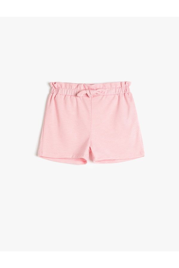Koton Koton The shorts have an elasticated waist with a bow.