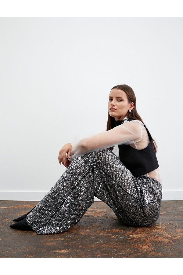 Koton Koton Tuba Unsal