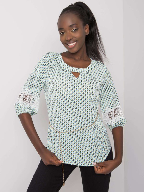 Fashionhunters Lady's blouse with a pattern in white and green